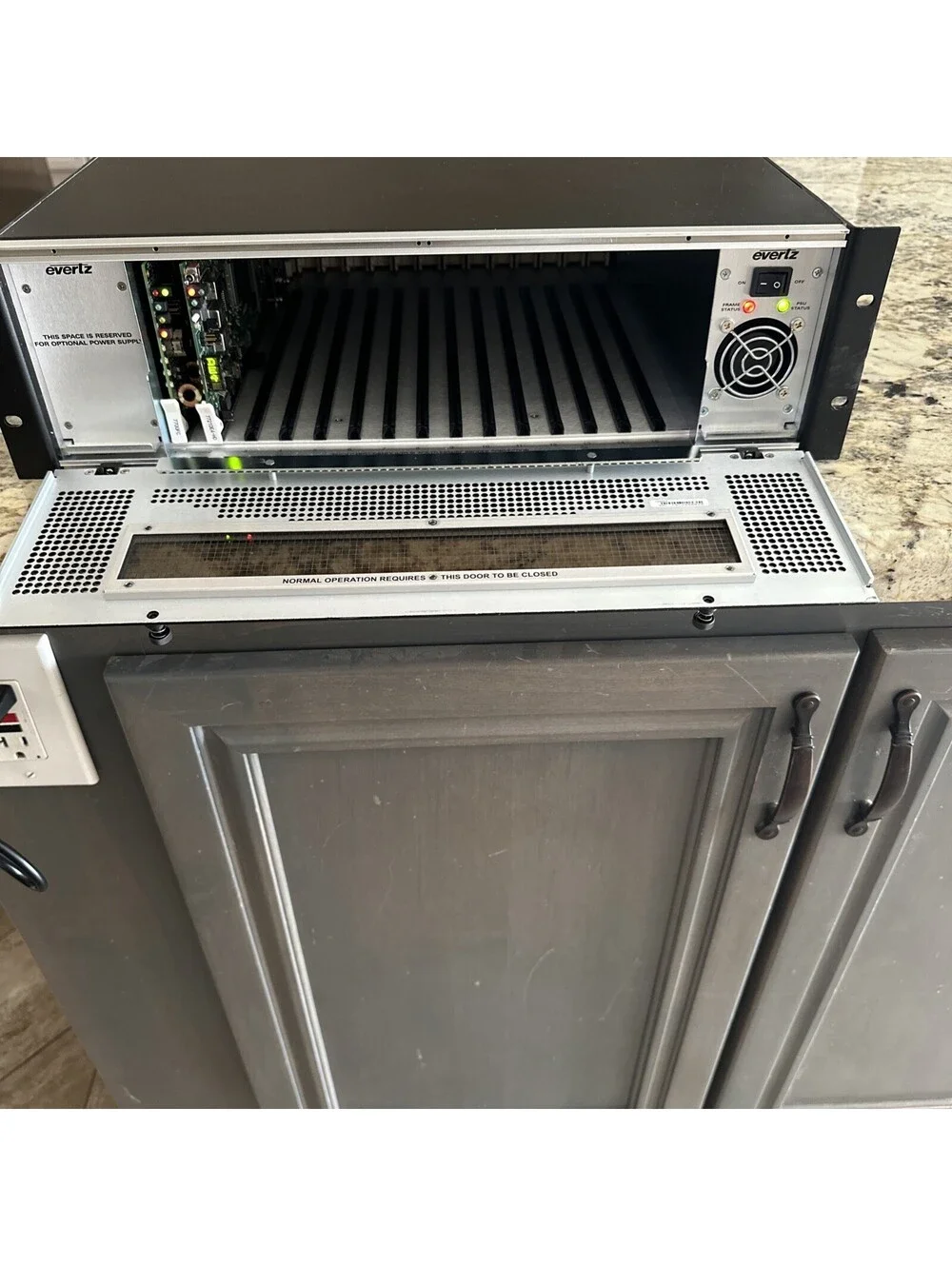 Evertz 7800FR-QT 3U Rack-Mountable Quiet Multiframe With Cards FAST SHIPPING